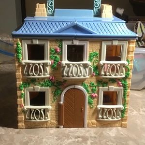 RARE!! MADELINE (POLLYPOCKET) full DOLL HOUSE BY LEARNING CURVE